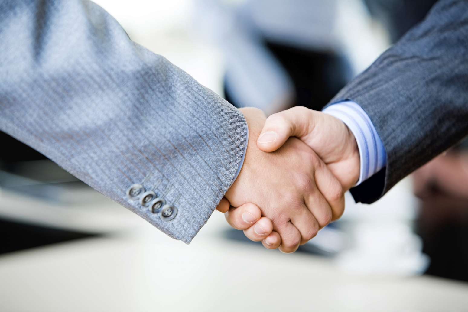 Handshake - iStock_000005595939_Large.jpg